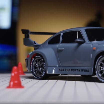 1:24 Scale 4WD RC Drift Car – 2.4GHz High-Speed 20KM/H Racing Car with LED Lights